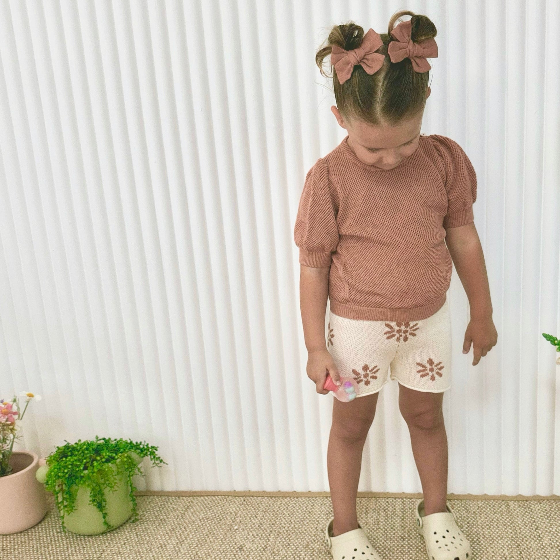 Girls Shorts and Tank Top Neutral Flower Set