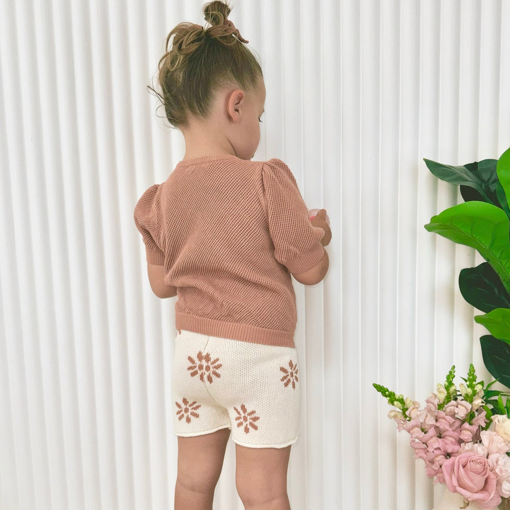 Girls Shorts and Tank Top Neutral Flower Set