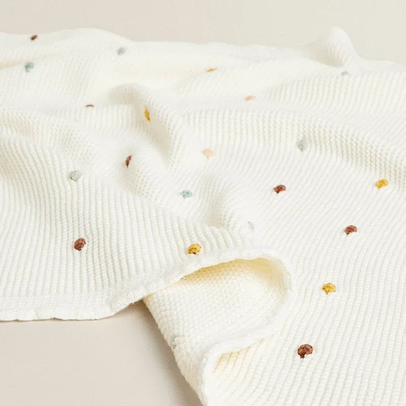 Unisex Neutral Baby Blanket with Cute Dot Detail