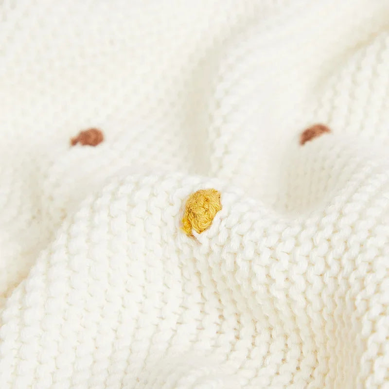 Unisex Neutral Baby Blanket with Cute Dot Detail